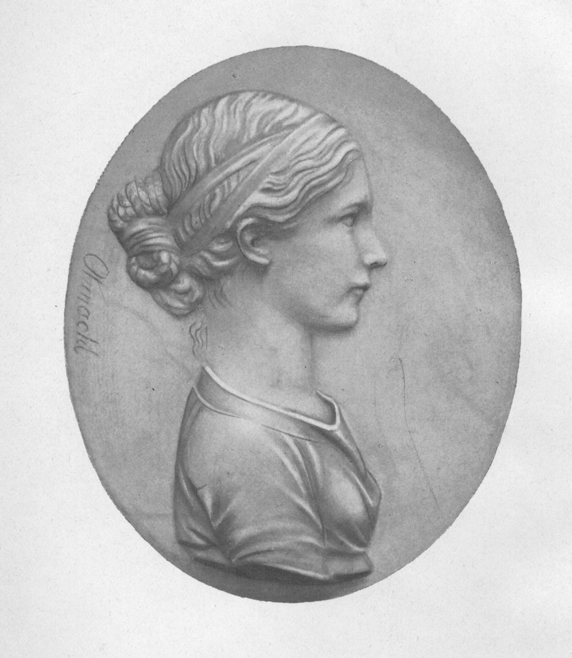 Profilrelief von Sophie Haufe mit hochgestecktem Haar